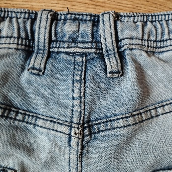 Spodnie jeansowe cropp