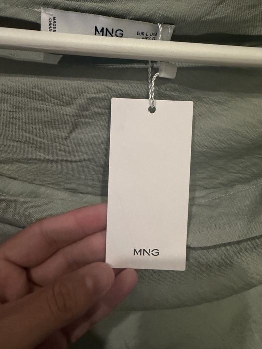 Vestido novo Mango