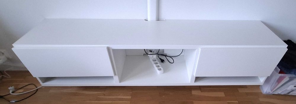 Szafka RTV podwieszana IKEA Besta