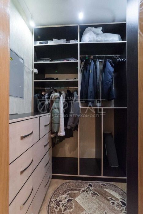 Продажа квартиры, ул. Александра Мишуги, Дарницкий р-н, Позняки