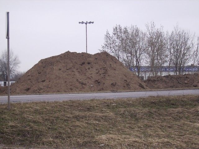Oddam ziemię na podwyższenie terenu każdy rodzaj