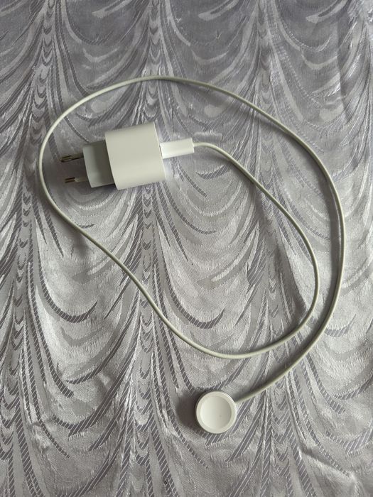 Apple Watch Ultra Series 1 Titanium + Apple Bransoleta mediolańska 45 mm złota