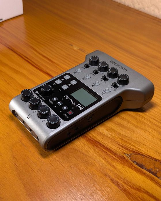 Zoom PodTrak P4 – Como Novo | Completo na Caixa