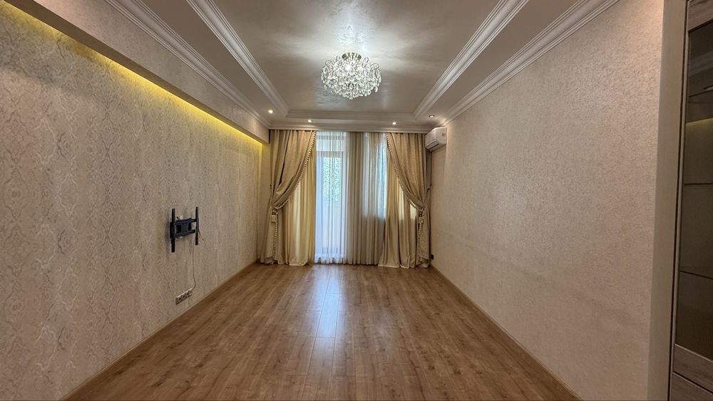 Продам 3к квартиру з автономним газовим опаленням, Центр, Гідропарк, Театральна площа