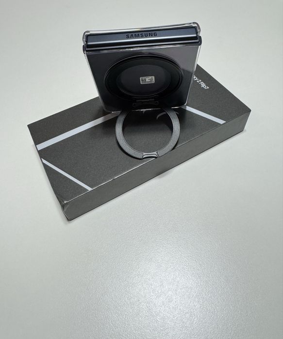 Samsung Galaxy Z Flip 7