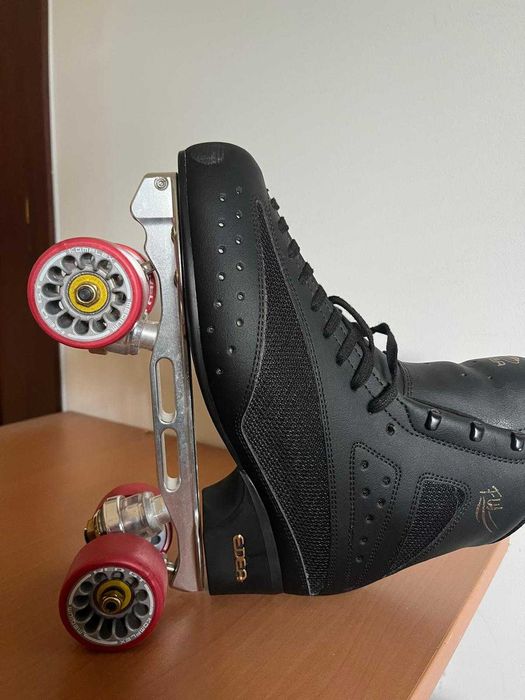 Patins (bota fly + chassi mistral)