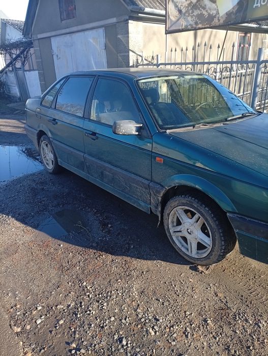 Продам Фольцваген пасат б3 1.8інжектор