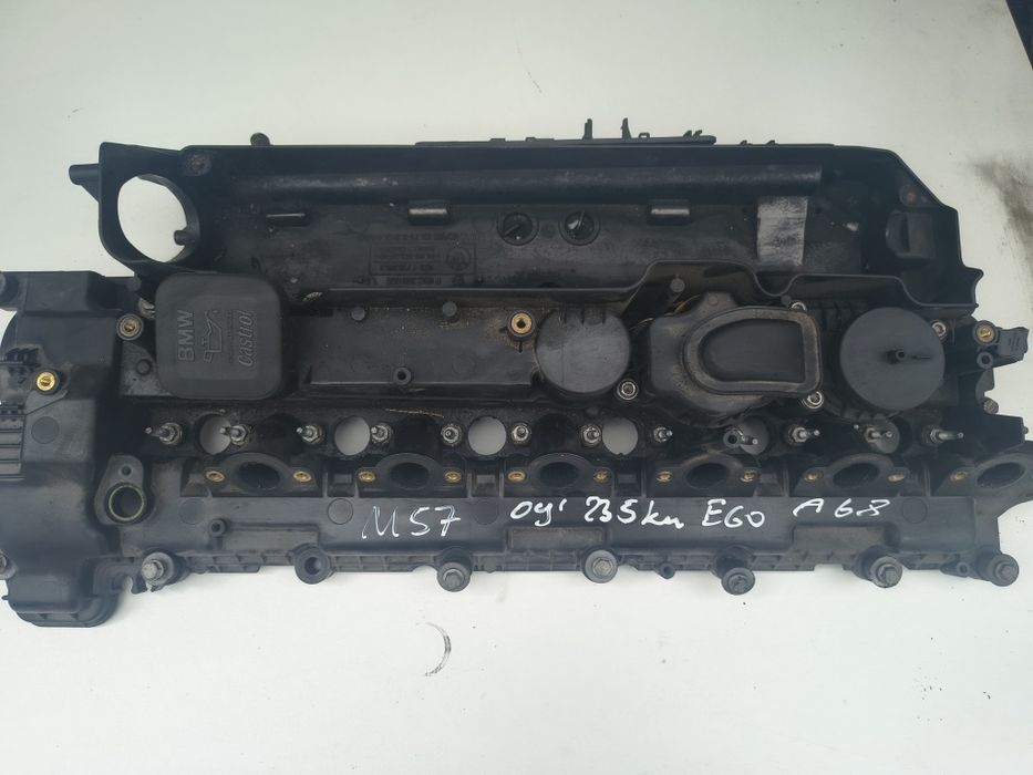 BMW E60 E61 m57 3.0d 235Km pokrywa zaworów obudowa górna silnika