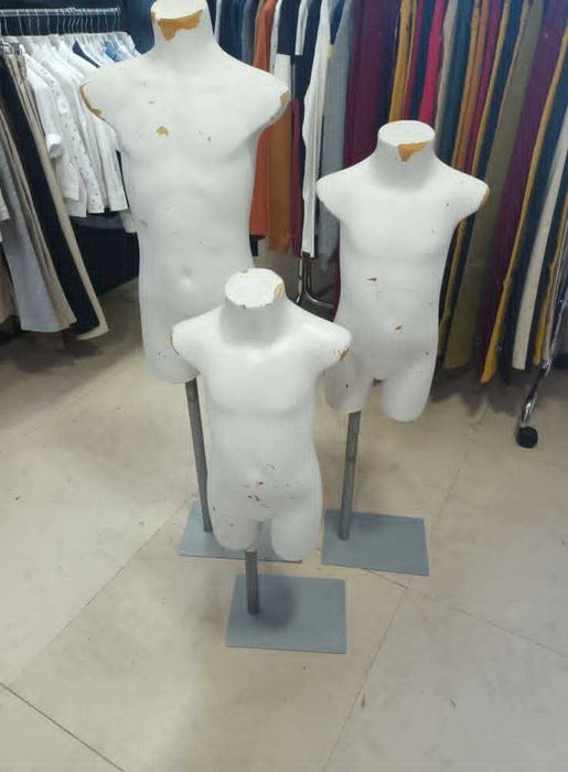 Manequins de criança e bustos