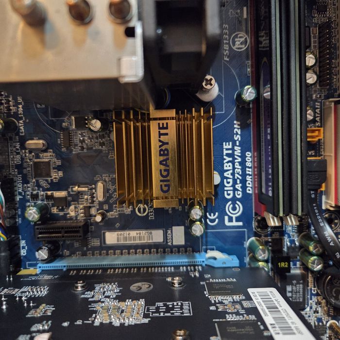 Komputer s775. q8300, GTX 750ti 4GB, SSD