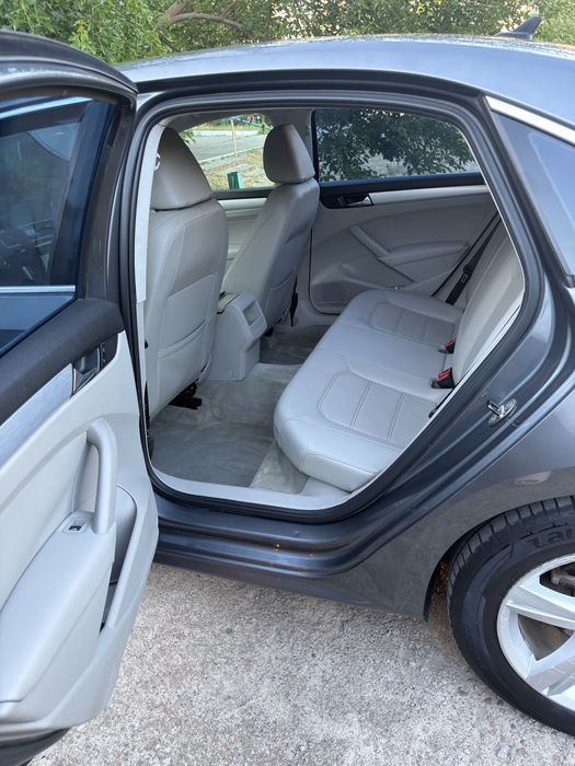 Volkswagen Passat b7 2011г 2л tdi