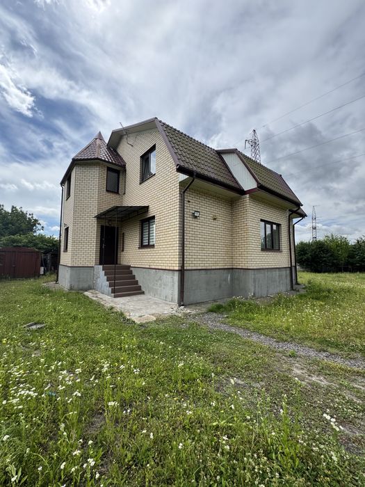 Продаж будинку в селі Забороль