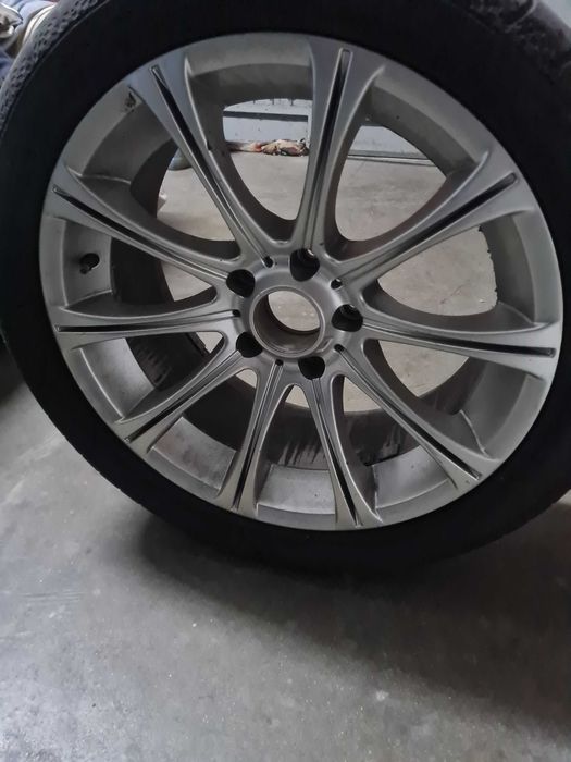 Jante com pneu Bmw 18