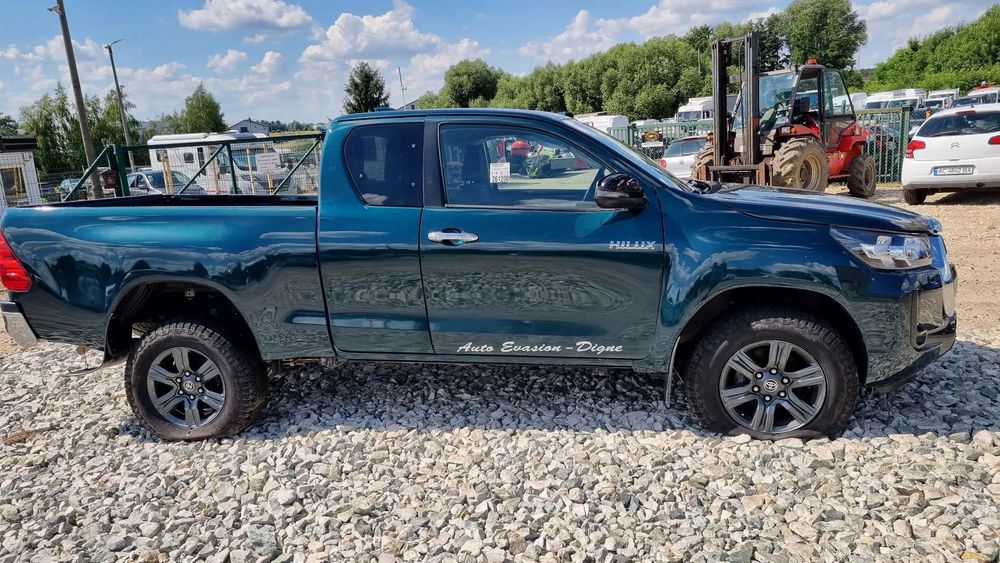 Toyota Hilux 2.8 d4d 204km Automat
