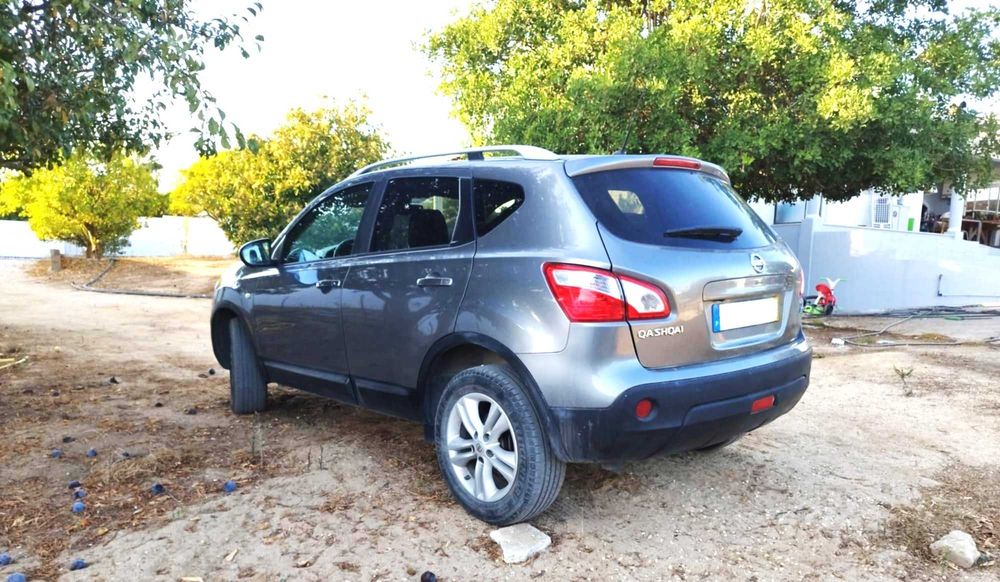 Nissan Qashqai 1.6 dci teto panorâmico, câmera traseira e gps