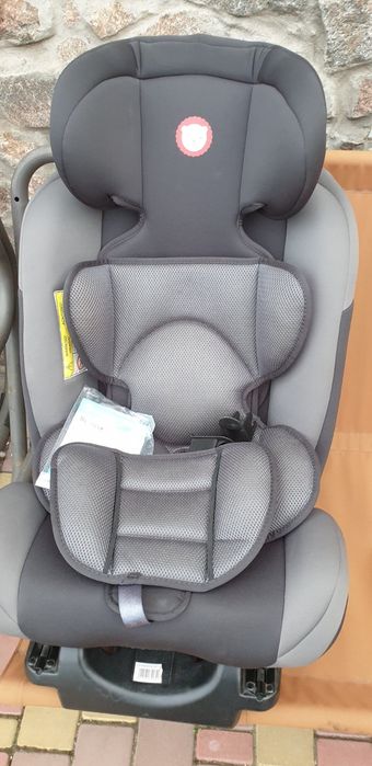 Продаеться автокресло Lionelo sander