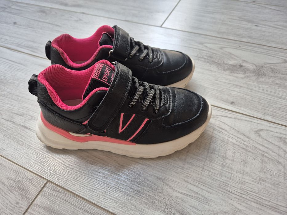 Buty dla dziewczynki 34