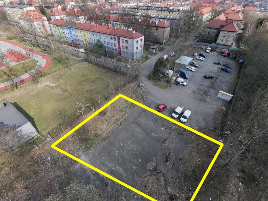 Plac do wynajęcia idealny pod plac manewrowy asfalt dla nauki jazdy parking pod flotę Bytom Przemysłowa 63