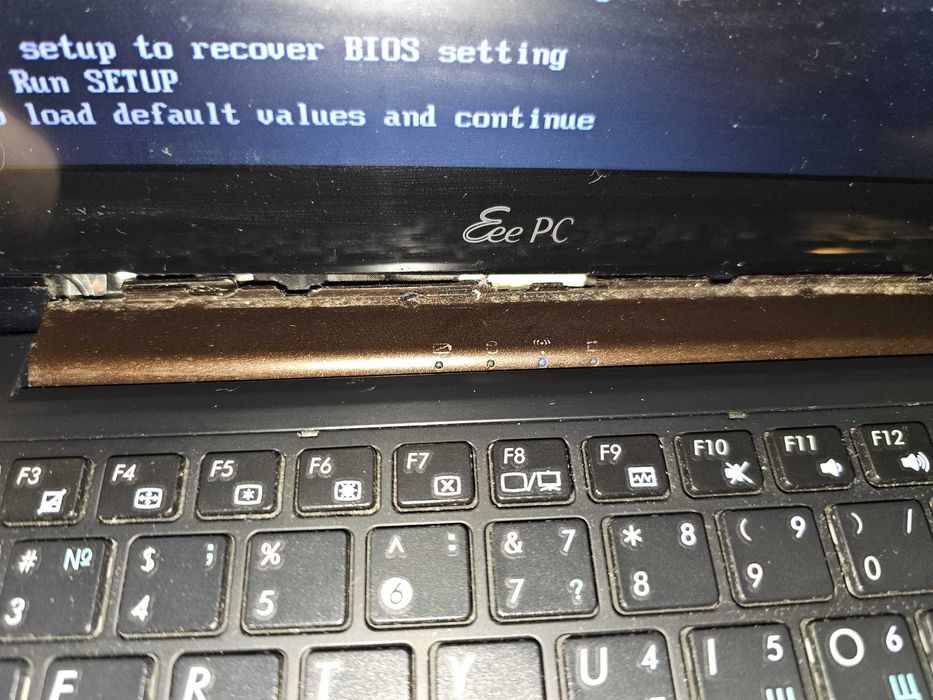 Notebook ASUS Chocolate Karim Rashid