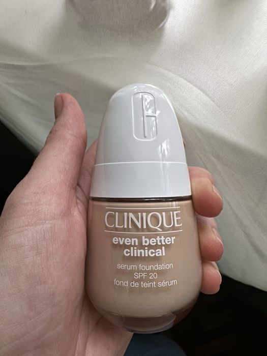 Тональний крем Clinique even better clinical