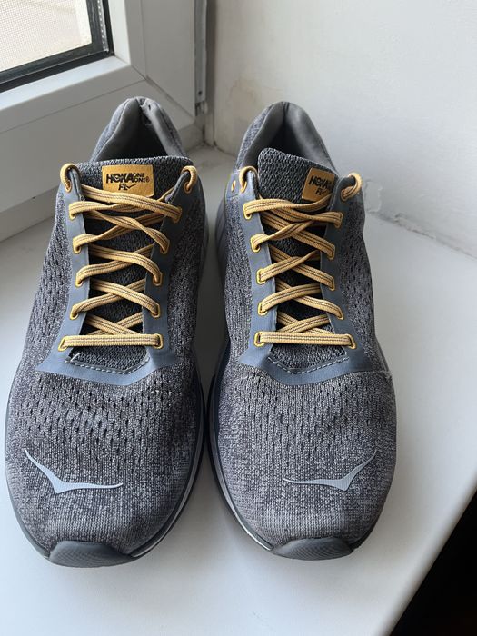 Кросівки HOKA ONE ONE CAVU  розмір 46/29.5