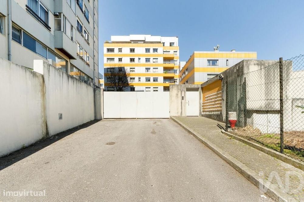 Duplex T1 em Campanhã de 82,1 m2