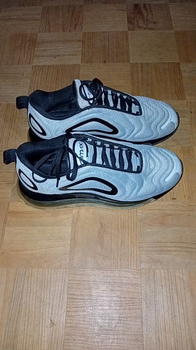 Ténis Nike Air Max 720