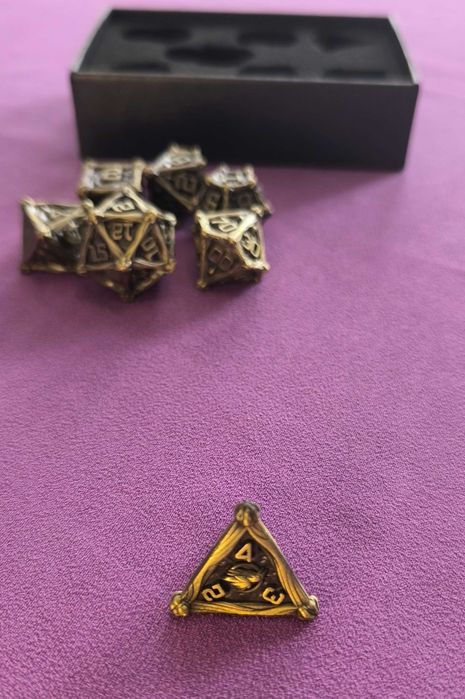 Metalowy zestaw kości RPG Dungeons & Dragons D&D fantasy