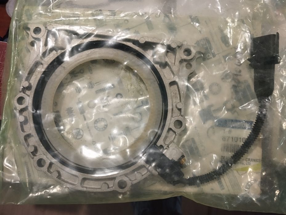 Сальник коленвала з датчиком Ssang Yong korando