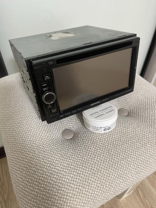 Продам двох дінову автомагнітолу