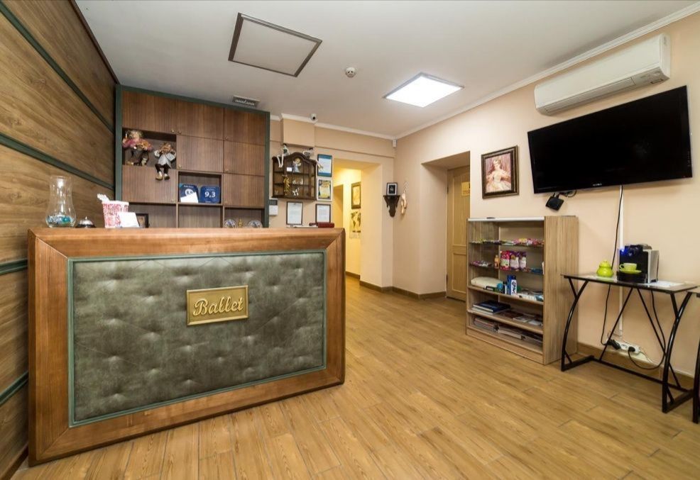 150 сутки ХОСТЕЛ КИЕВ Майдан Независимости Крещатик Театральная Центр