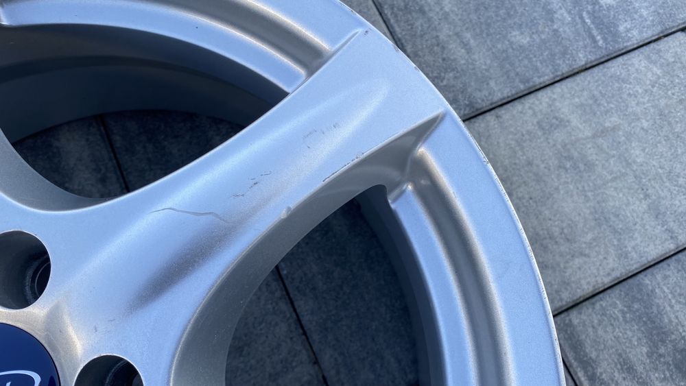Felgi aluminiowe Ronal do Ford Mondeo Kuga 5x108 17 cali Focus Volvo
