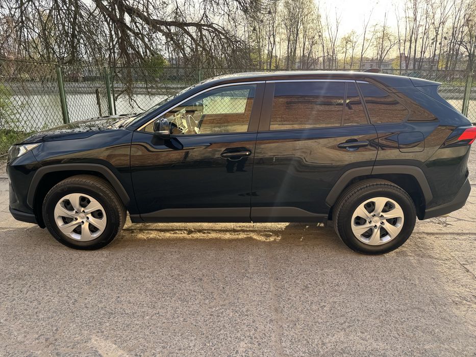 Тойота RAV4 офіційна…