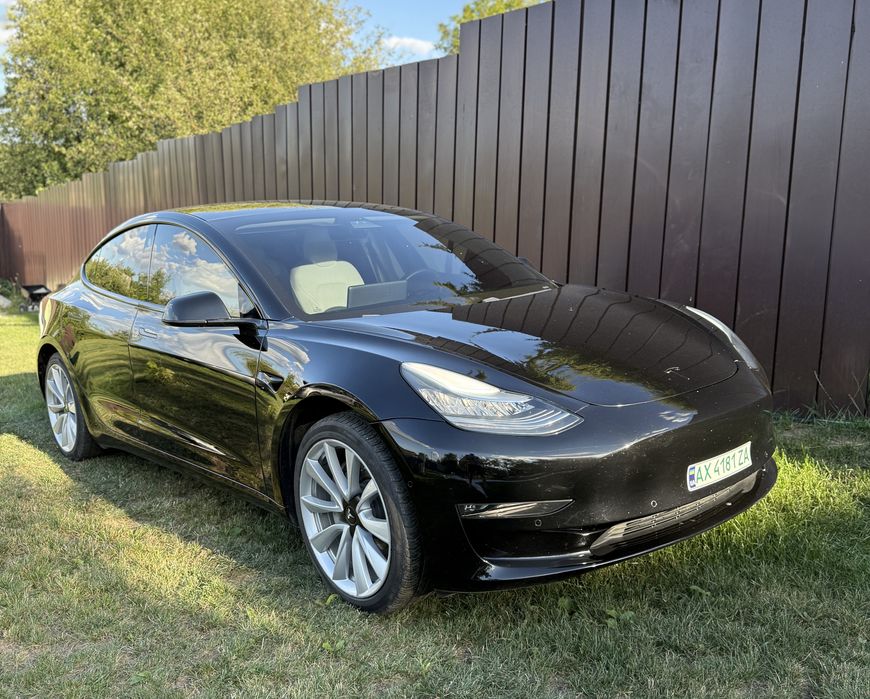 Tesla model 3, 2020