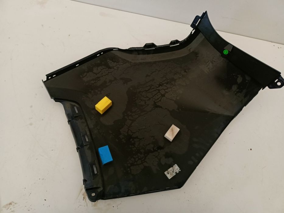 Toyota RAV4 V 5 18- narożnik zderzaka lewy tył tylny zderzak