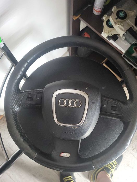 Schowek A4 Audi B6/B7