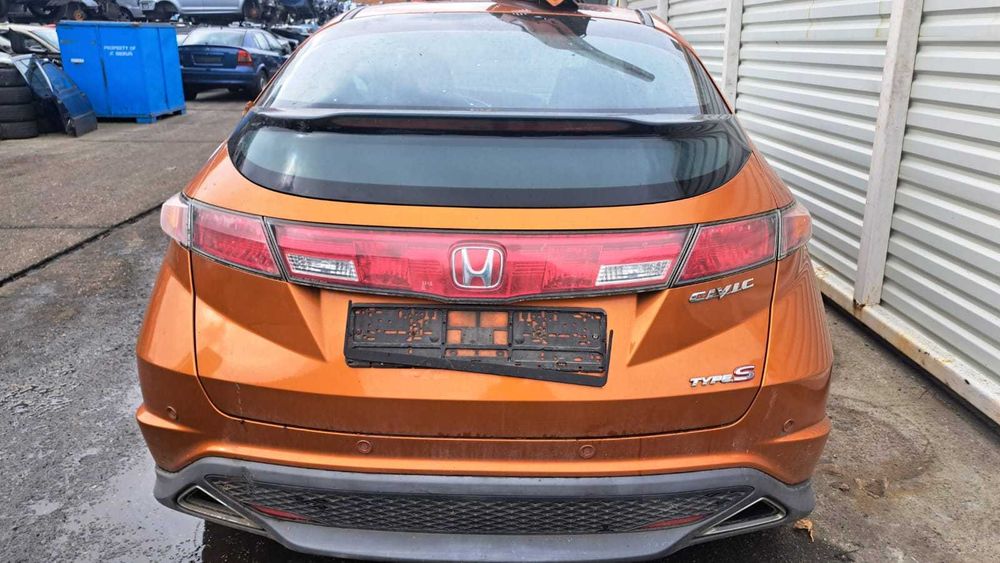 klapa bagażnika Honda Civic UFO