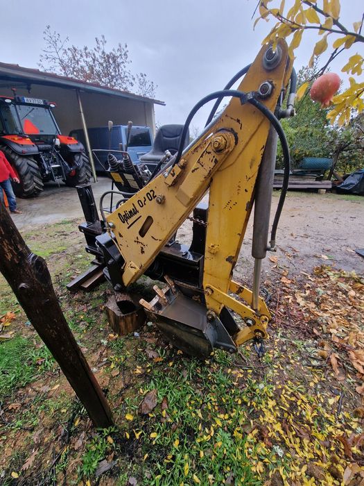 Retro Escavadora Traseira