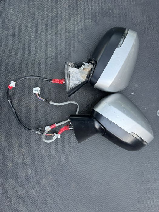 Mitsubishi Outlander 4 дзеркало