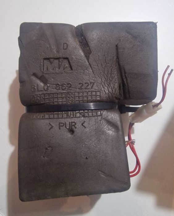 Vendo bomba de vácuo do fecho centralizado da audi A3