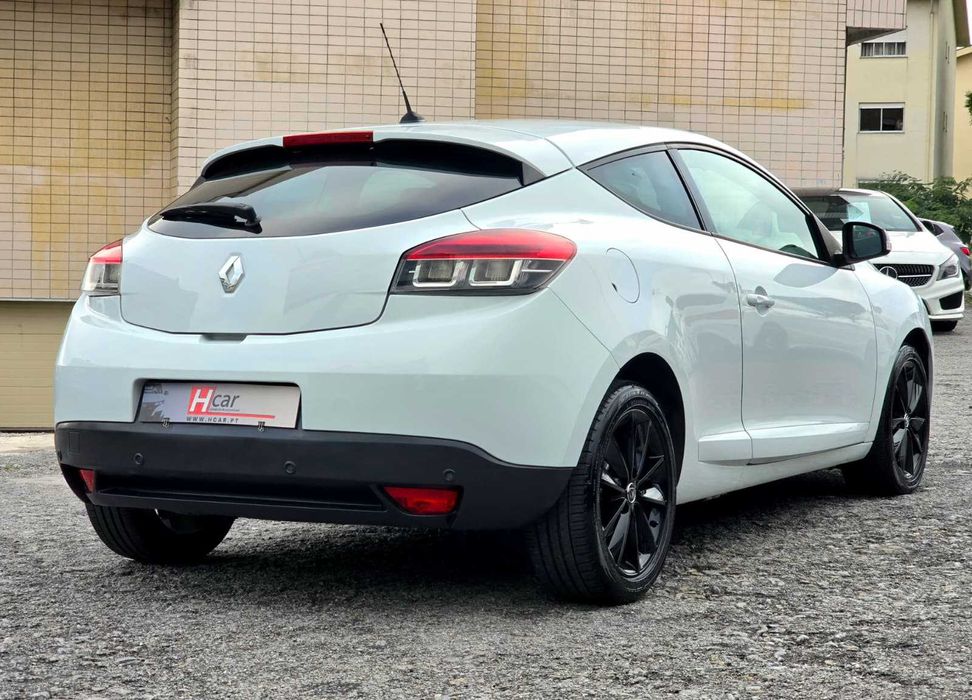 RENAULT MÉGANE COUPE BOSE EDITION 1.5DCI 110cv