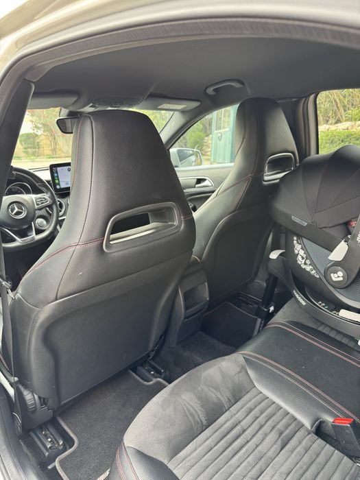 Mercedes A180d AMG Auto (DCT 7) | 2018 | Nacional | 125.000 km | Full Extras