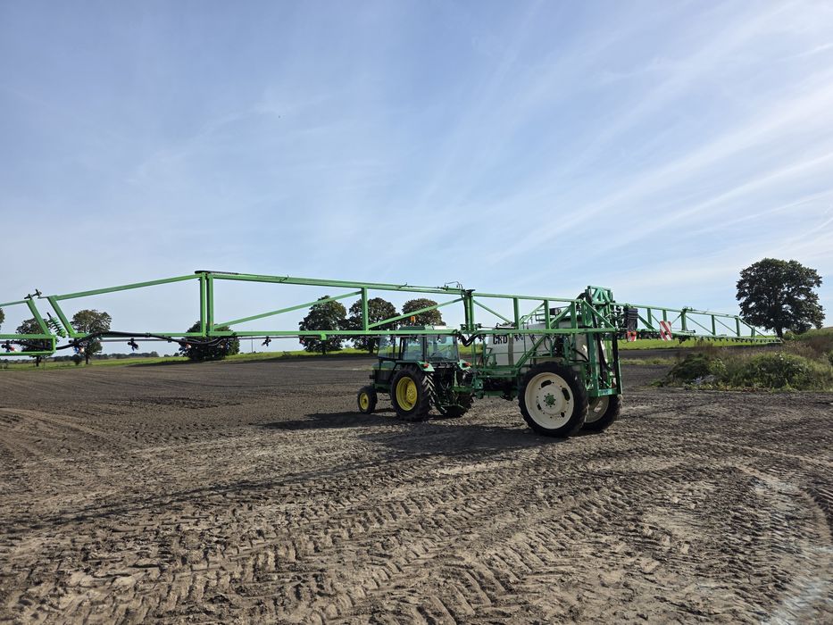 Opryskiwacz 4000 CHD 18-27m