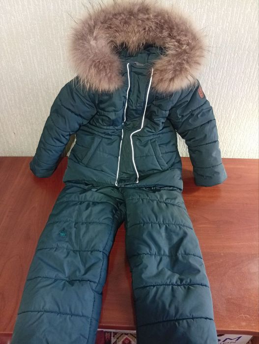 Продам зимовий костюм