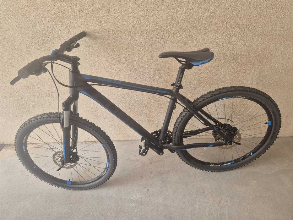 Bicicleta Cube impecável Nova