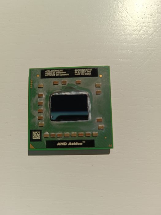 Procesory INTEL I5 , AMD Athlon