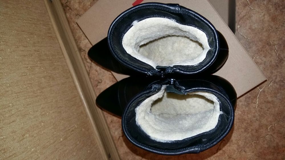 Продам ботинки зимние