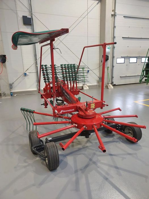 Kverneland 9443  Zgrabiarka CompactLine Kverneland 9443