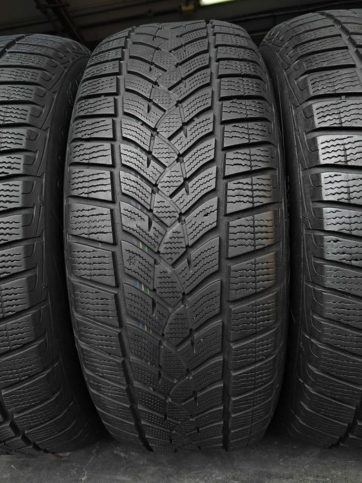 R17 225/60 103V XL шини зимові вживані на Кіа Спортейдж імпортні GoodYear Ultraprip Performance рік24 виробництво Германія