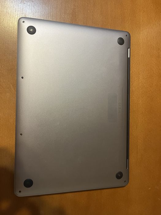 MacBook Pro 2017 13 cali 8/256 w razie dogadania za 850 odbir osobisty